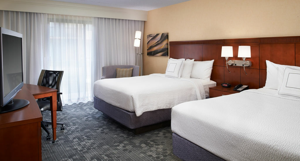 Courtyard By Marriott Detroit Warren Hotel Bagian luar foto